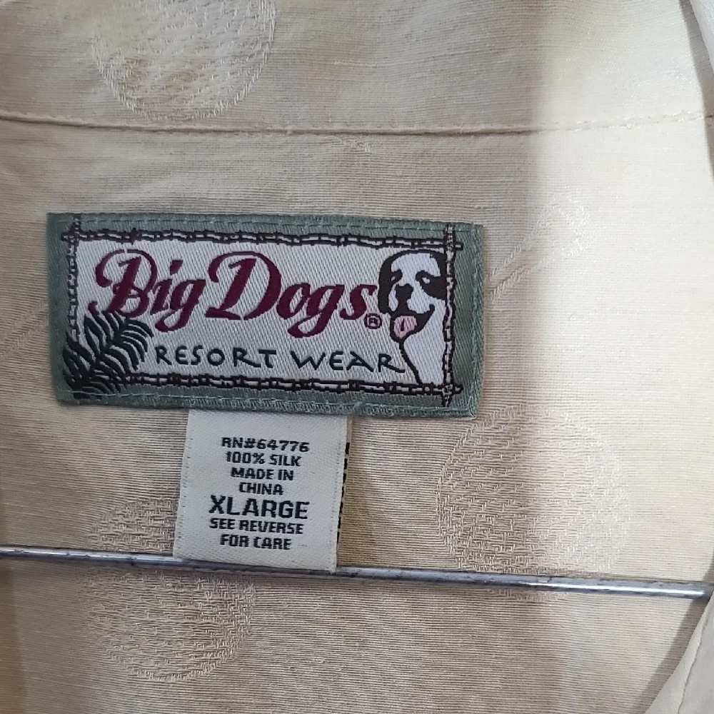 Big Dogs Cream Casual Button Down Shirt with Textured Pattern - Picture 2 of 8